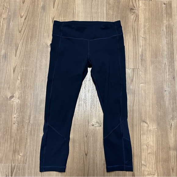 Lululemon cropped leggings - Picture 4 of 8